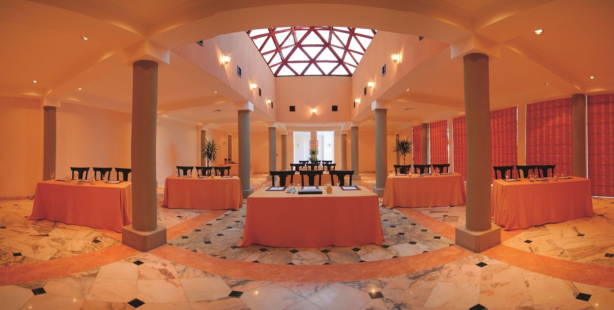 Grand Mercure Petra Вади Муса